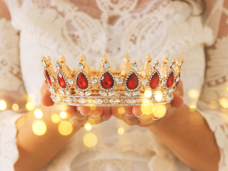 Diamonds Fit for a Queen: The Jewels of Marie Antoinette