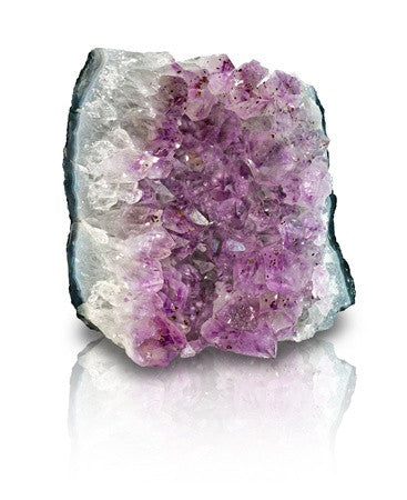 Gemstones and Crystals that Look Amazing in Handcrafted Jewelry