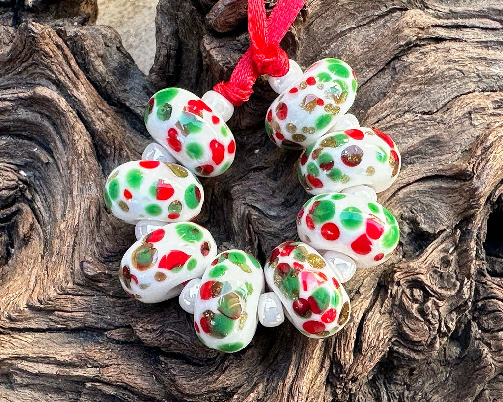 Christmas lampwork beads
