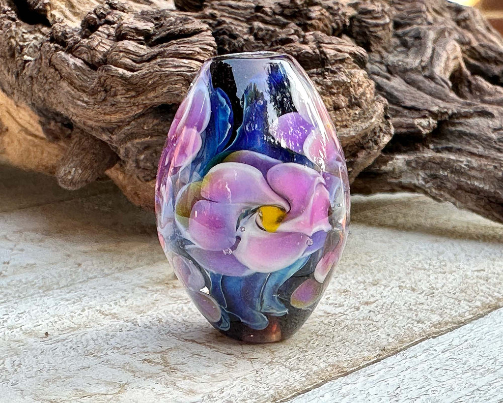 floral lampwork bead