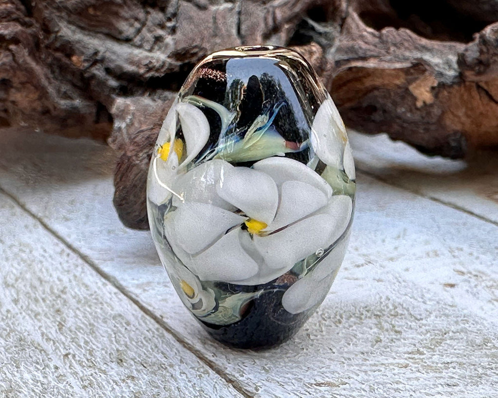 floral lampwork bead