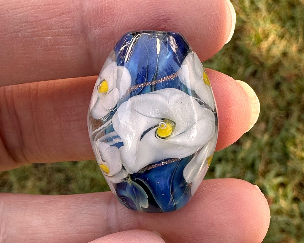 floral lampwork bead
