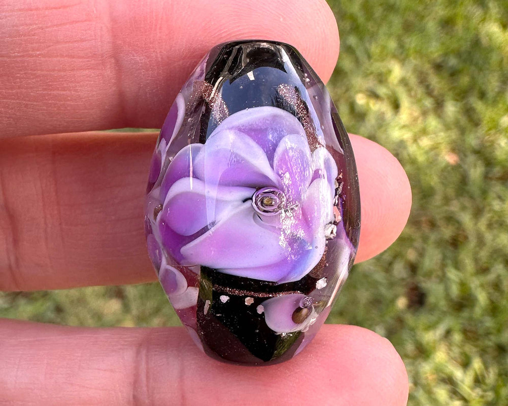 floral lampwork bead