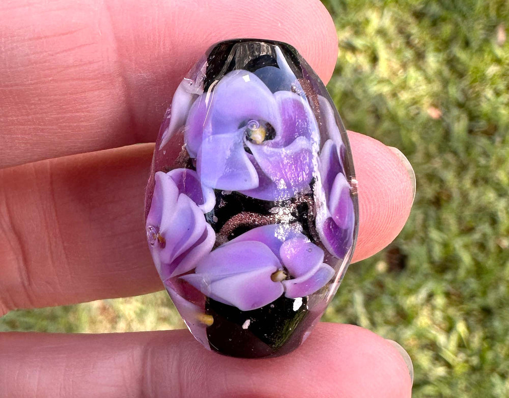 floral lampwork bead