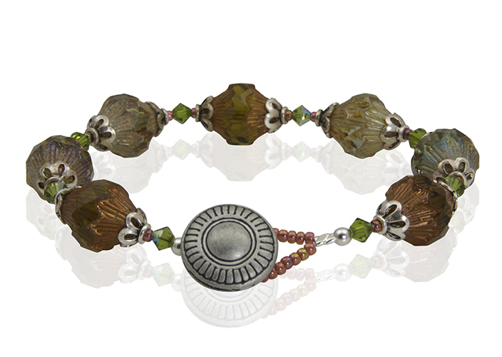 Topaz Green Button Beaded Bracelet - SWCreations
