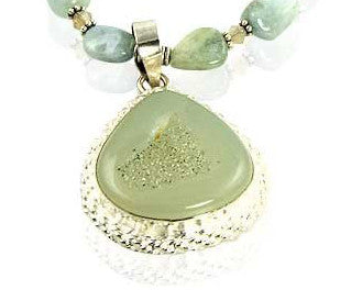 Cheremai Green Gemstone Crystal Beaded Necklace - SWCreations
 - 2