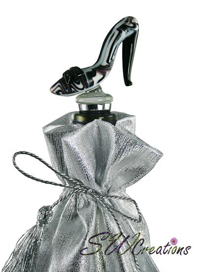 Classy High Heel Glass Wine Stopper - SWCreations
 - 1